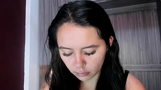 Snapshot of valerymeyerr chatting on May 13, 12:13 pm valerymeyerr online show from May 13, 12:13 pm
