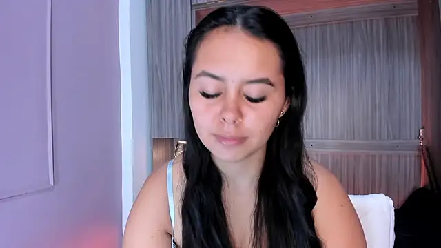 Snapshot of valerymeyerr chatting on June 26, 11:47 am valerymeyerr online show from June 26, 11:47 am