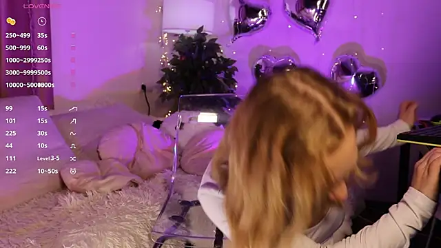 Snapshot of Sexydoll112 chatting on February 15, 11:36 pm Sexydoll112 online show from February 15, 11:36 pm