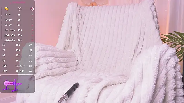 Snapshot of Sexydoll112 chatting on December 3, 11:47 pm Sexydoll112 online show from December 3, 11:47 pm