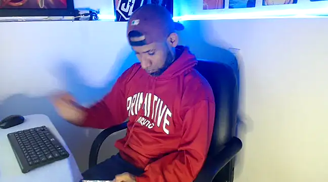 Enriblack92 online show from December 2, 8:11 pm