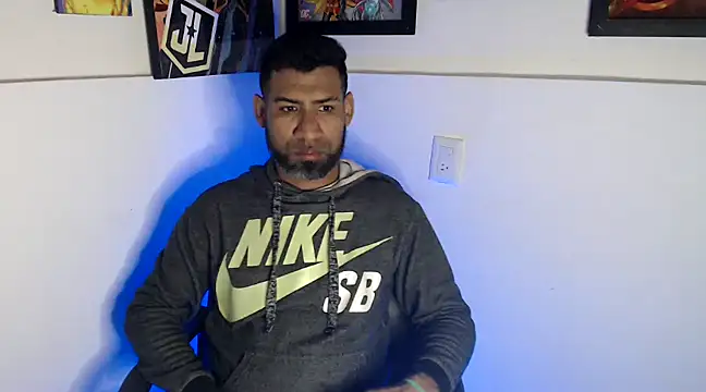 Enriblack92 online show from December 7, 2:20 am