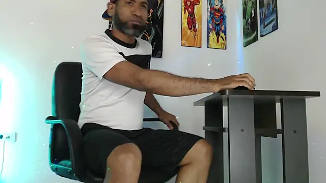 Enriblack92 online show from December 29, 4:05 am