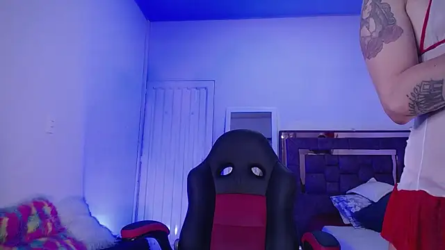 alejandrafitt online show from October 29, 1:08 am