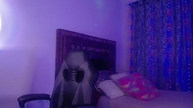 Snapshot of alejandrafitt chatting on June 4, 3:45 am alejandrafitt online show from June 4, 3:45 am