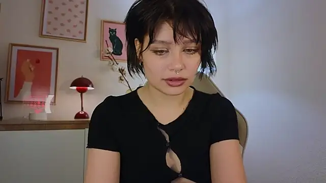 Snapshot of ari_rari chatting on March 20, 3:34 am ari rari online show from March 20, 3:34 am