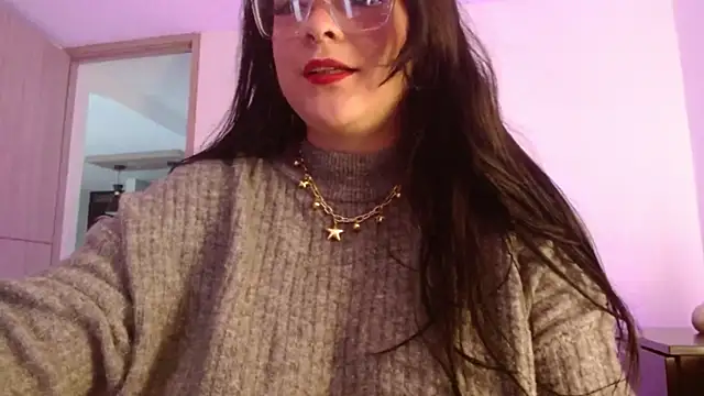 Layna cold online show from February 18, 12:45 pm