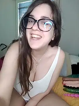 Snapshot of Miachan_LaGattinaVogliosa chatting on May 20, 2:01 pm Miachan LaGattinaVogliosa online show from May 20, 2:01 pm