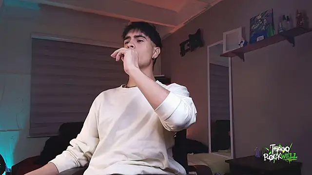 thiago rockwelll online show from March 3, 12:15 am