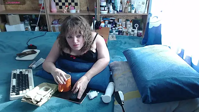 MiniNatalie online show from October 16, 7:09 am