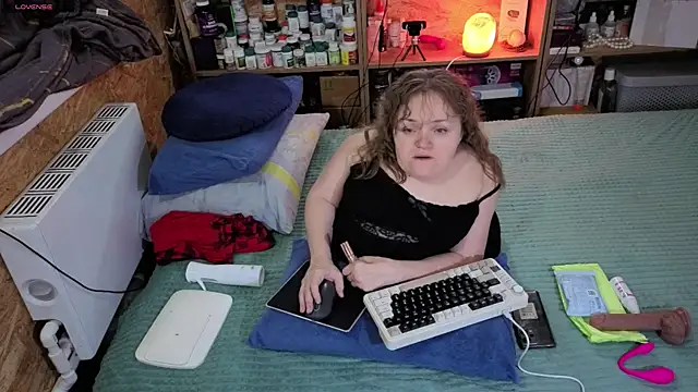 MiniNatalie online show from November 24, 5:51 am