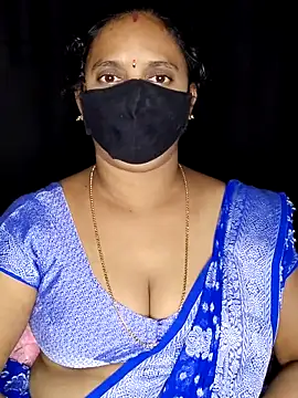 Snapshot of vintage-vibs chatting on November 17, 5:57 am vintage-vibs online show from November 17, 5:57 am