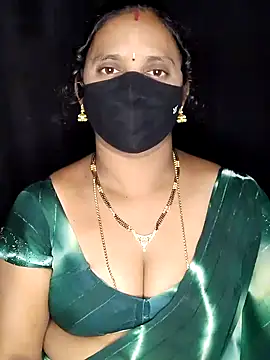 vintage-vibs online show from February 10, 6:45 pm