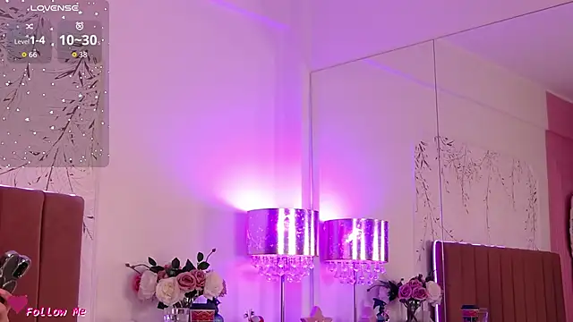 PinkySparks online show from December 18, 7:42 pm