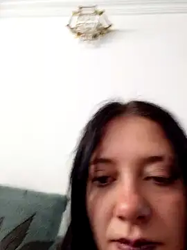 Isabella 21x online show from November 1, 11:45 am