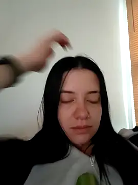 Isabella 21x online show from December 21, 12:01 pm