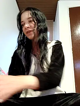 Isabella 21x online show from April 27, 11:41 am
