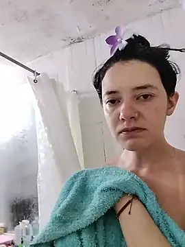 Snapshot of Isabella_21x chatting on May 22, 11:49 am Isabella 21x online show from May 22, 11:49 am