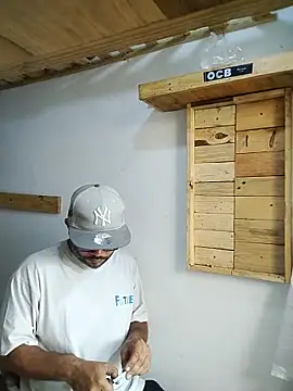 Snapshot of Daos69 chatting on February 17, 9:10 pm Daos69 online show from February 17, 9:10 pm