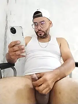 Snapshot of Daos69 chatting on March 22, 3:59 pm Daos69 online show from March 22, 3:59 pm