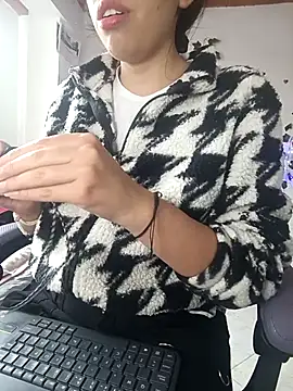 sophie north online show from March 12, 9:10 pm