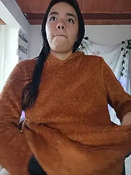 Snapshot of sophie_north chatting on June 11, 9:24 pm sophie north online show from June 11, 9:24 pm