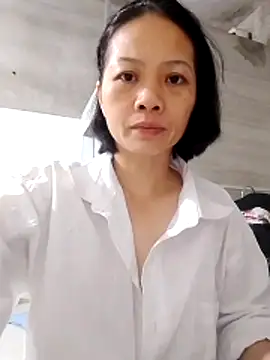 Snapshot of Aninyin22 chatting on October 23, 11:46 pm Aninyin22 online show from October 23, 11:46 pm