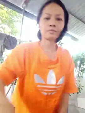 Snapshot of Aninyin22 chatting on October 25, 3:14 am Aninyin22 online show from October 25, 3:14 am