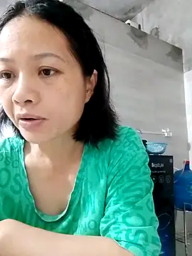 Snapshot of Aninyin22 chatting on November 10, 12:20 am Aninyin22 online show from November 10, 12:20 am