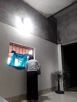 Snapshot of Aninyin22 chatting on November 12, 3:40 am Aninyin22 online show from November 12, 3:40 am