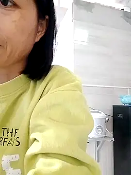 Snapshot of Aninyin22 chatting on November 29, 1:19 am Aninyin22 online show from November 29, 1:19 am