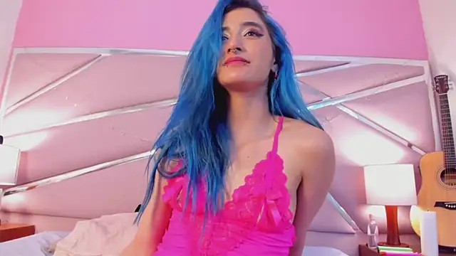 Snapshot of Lunapage chatting on February 20, 8:14 pm Lunapage online show from February 20, 8:14 pm