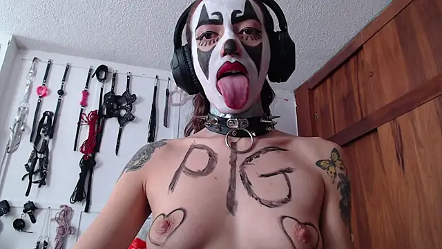 Eloise-brown online show from December 24, 7:33 pm