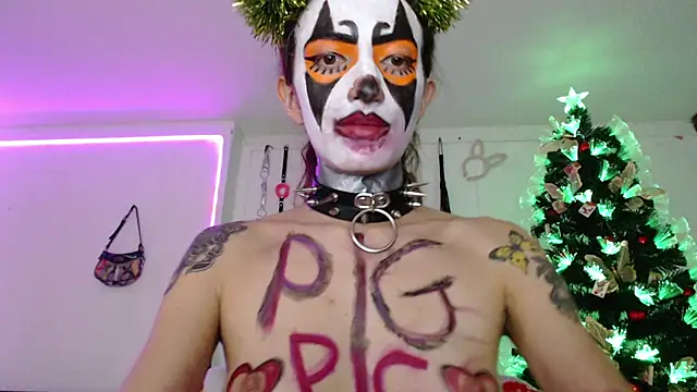 Eloise-brown online show from December 24, 10:39 pm