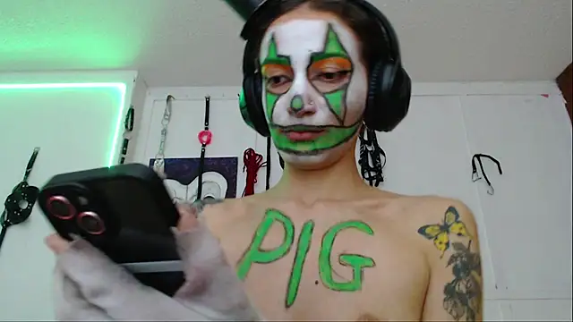 Eloise-brown online show from February 1, 6:21 am