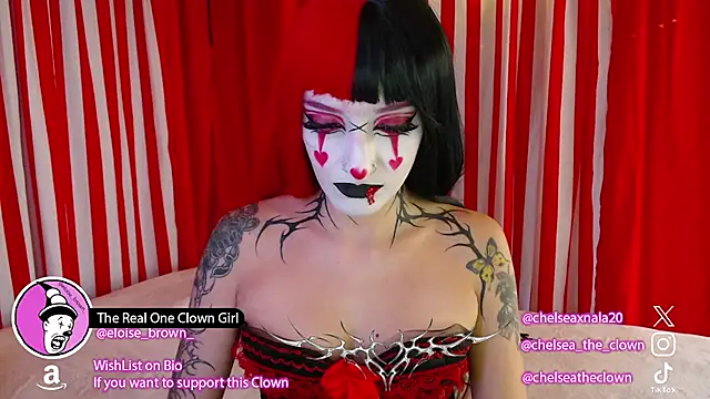 Snapshot of Eloise-brown chatting on July 1, 5:02 pm Eloise-brown online show from July 1, 5:02 pm