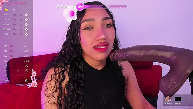 Snapshot of Olivia_fx chatting on June 17, 8:32 pm Olivia fx online show from June 17, 8:32 pm