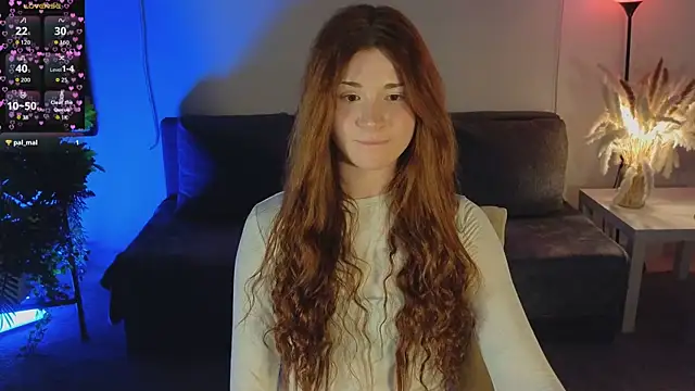 Freckle Diyana online show from February 4, 9:20 pm