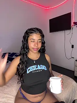 Fanny Klean online show from March 13, 5:03 am