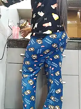 Manpreet kaur21 online show from January 21, 7:37 am