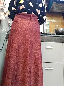 Manpreet kaur21 online show from January 25, 1:52 pm