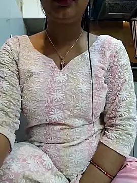 Manpreet kaur21 online show from February 2, 9:51 am