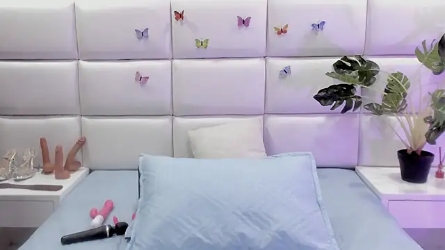 Snapshot of LYA_SWEETX chatting on May 24, 1:32 am LYA SWEETX online show from May 24, 1:32 am