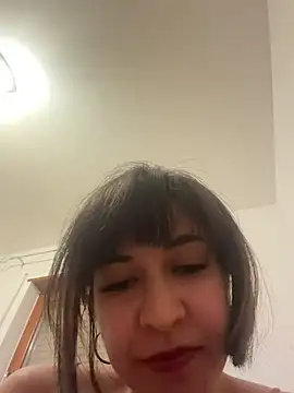 Snapshot of BitchyBratxxx chatting on February 7, 8:23 pm BitchyBratxxx online show from February 7, 8:23 pm