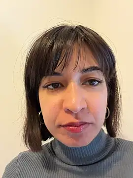 Snapshot of BitchyBratxxx chatting on February 10, 11:58 am BitchyBratxxx online show from February 10, 11:58 am