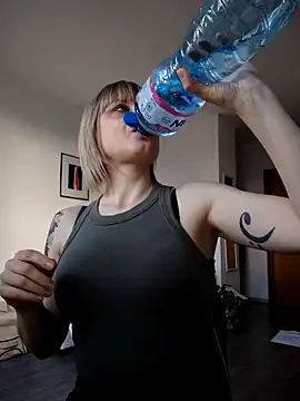 MySweetcum69 online show from November 30, 1:15 pm