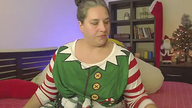 Snapshot of Niter chatting on December 28, 3:04 am Niter online show from December 28, 3:04 am