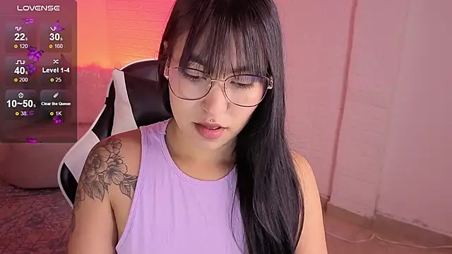 marilin a online show from December 15, 10:25 pm