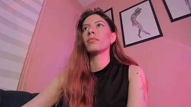 Snapshot of SensualJane2 chatting on June 5, 6:52 am SensualJane2 online show from June 5, 6:52 am
