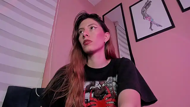 Snapshot of SensualJane2 chatting on June 11, 5:38 am SensualJane2 online show from June 11, 5:38 am